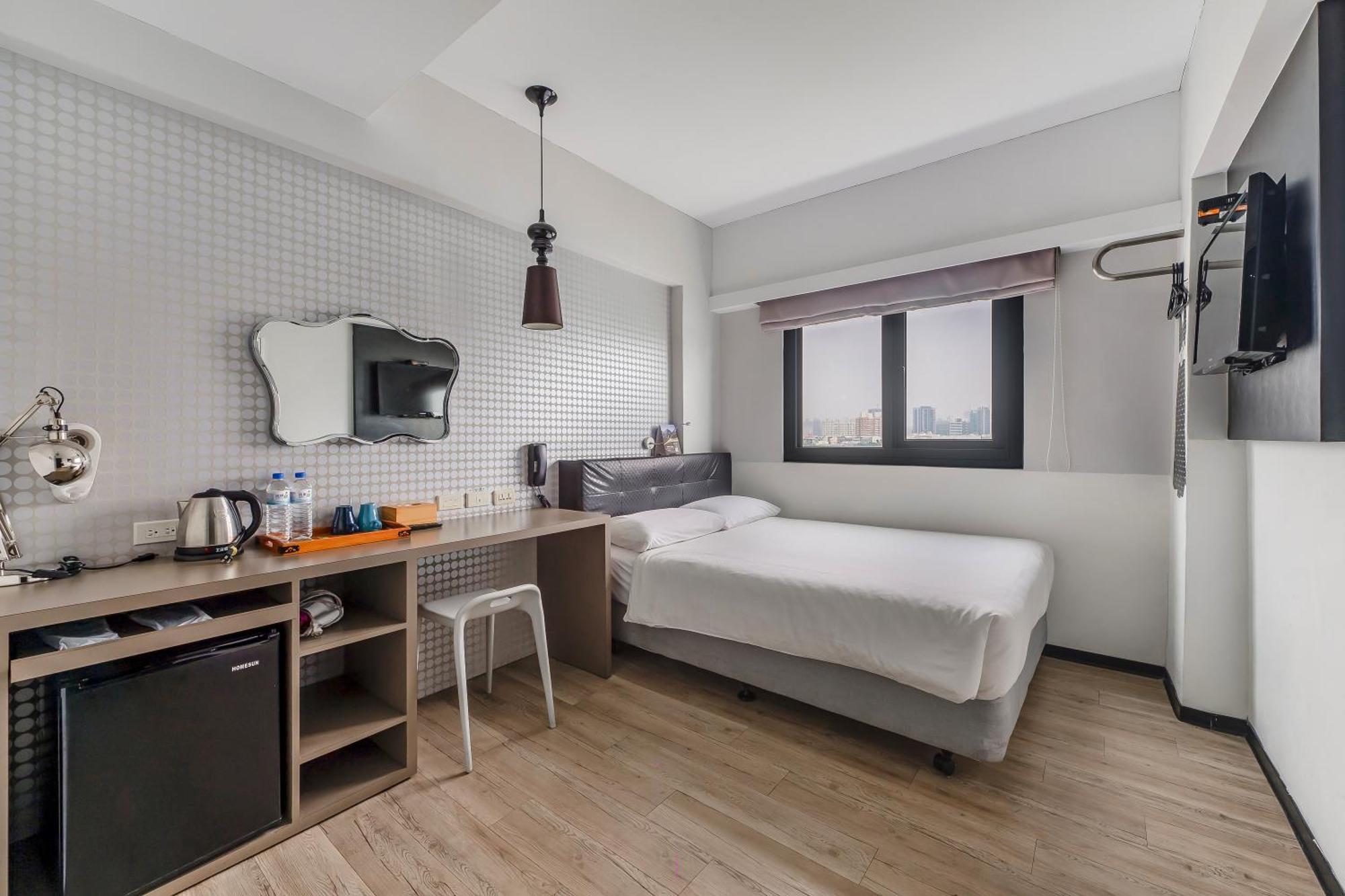 Check Inn Express Kaohsiung Love River Dış mekan fotoğraf